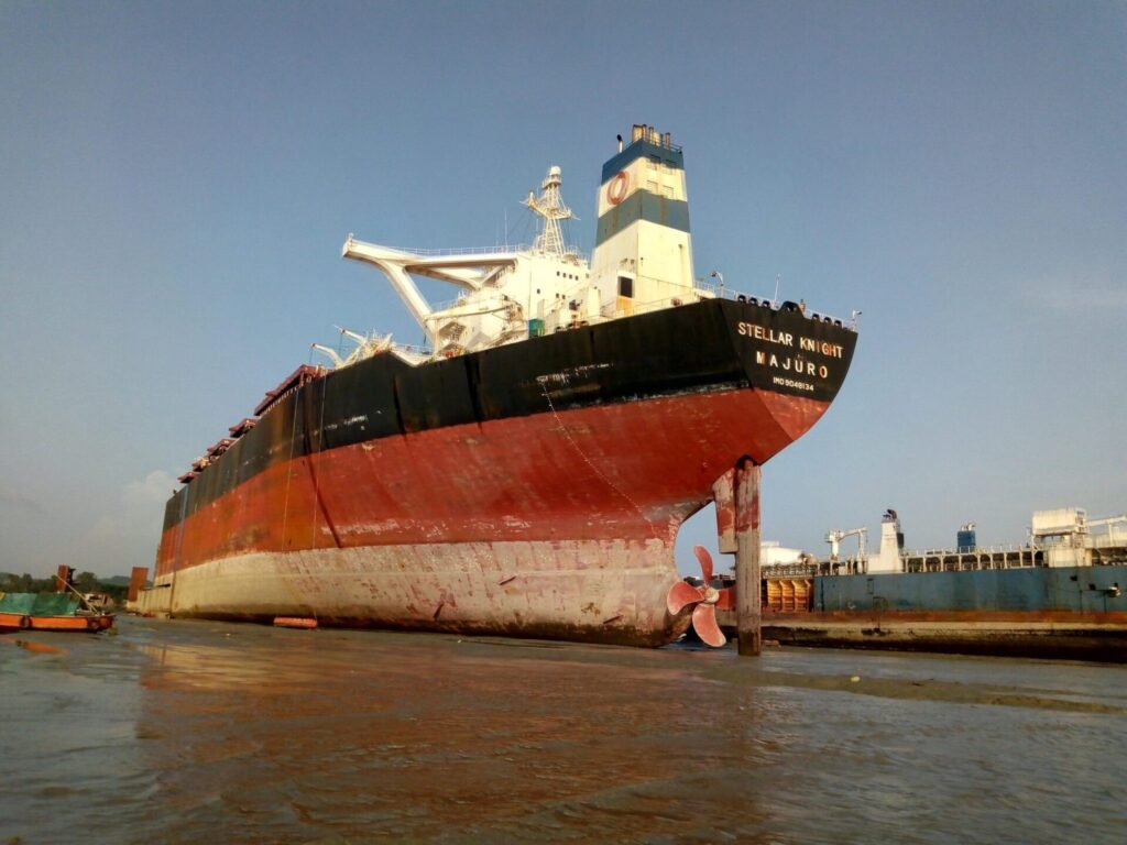 ship-scrapping